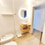 Maias House Guest house