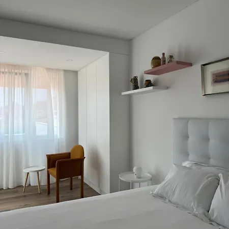 招待所 Maias House