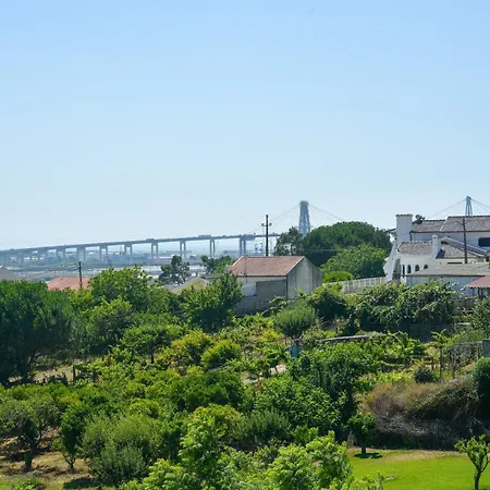 Maias House 招待所 3*