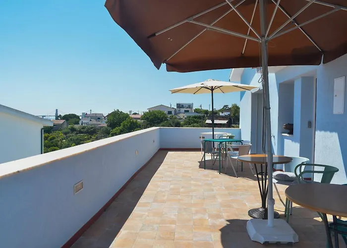 Maias House Pensión