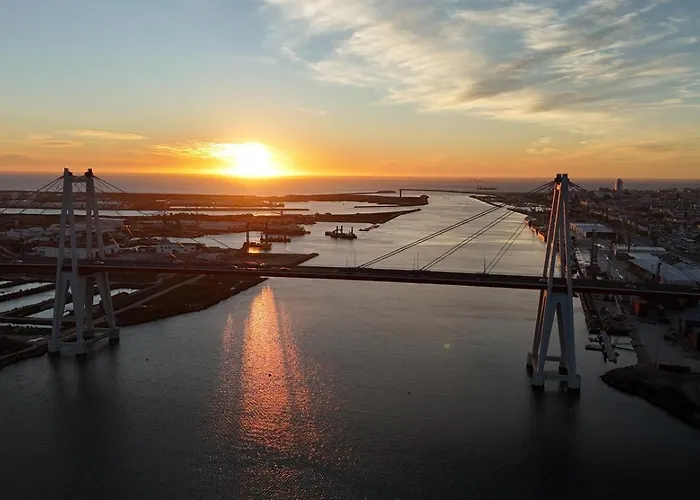 Pensión Maias House Figueira da Foz